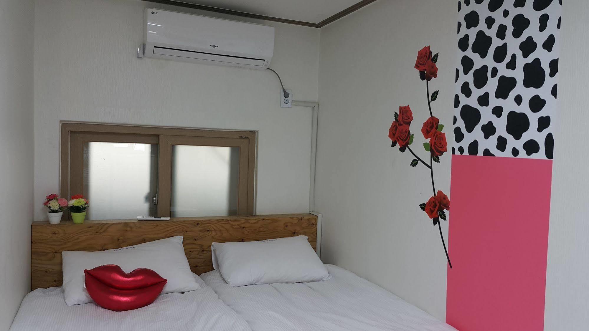Myeongdong Guesthouse Seoul Exterior photo